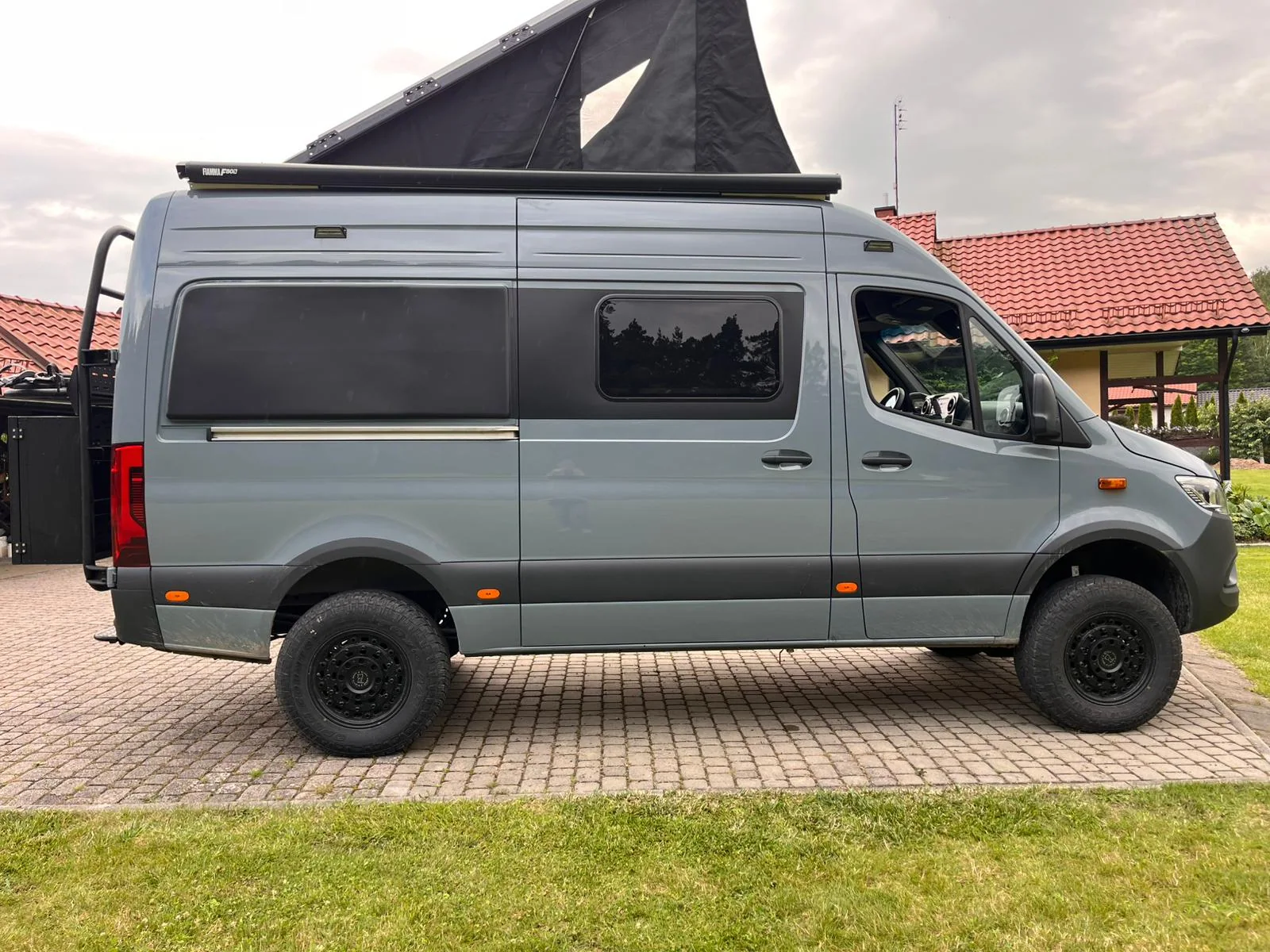 Mercedes Sprinter W907 L2H2 — Ausbau-Foto 2