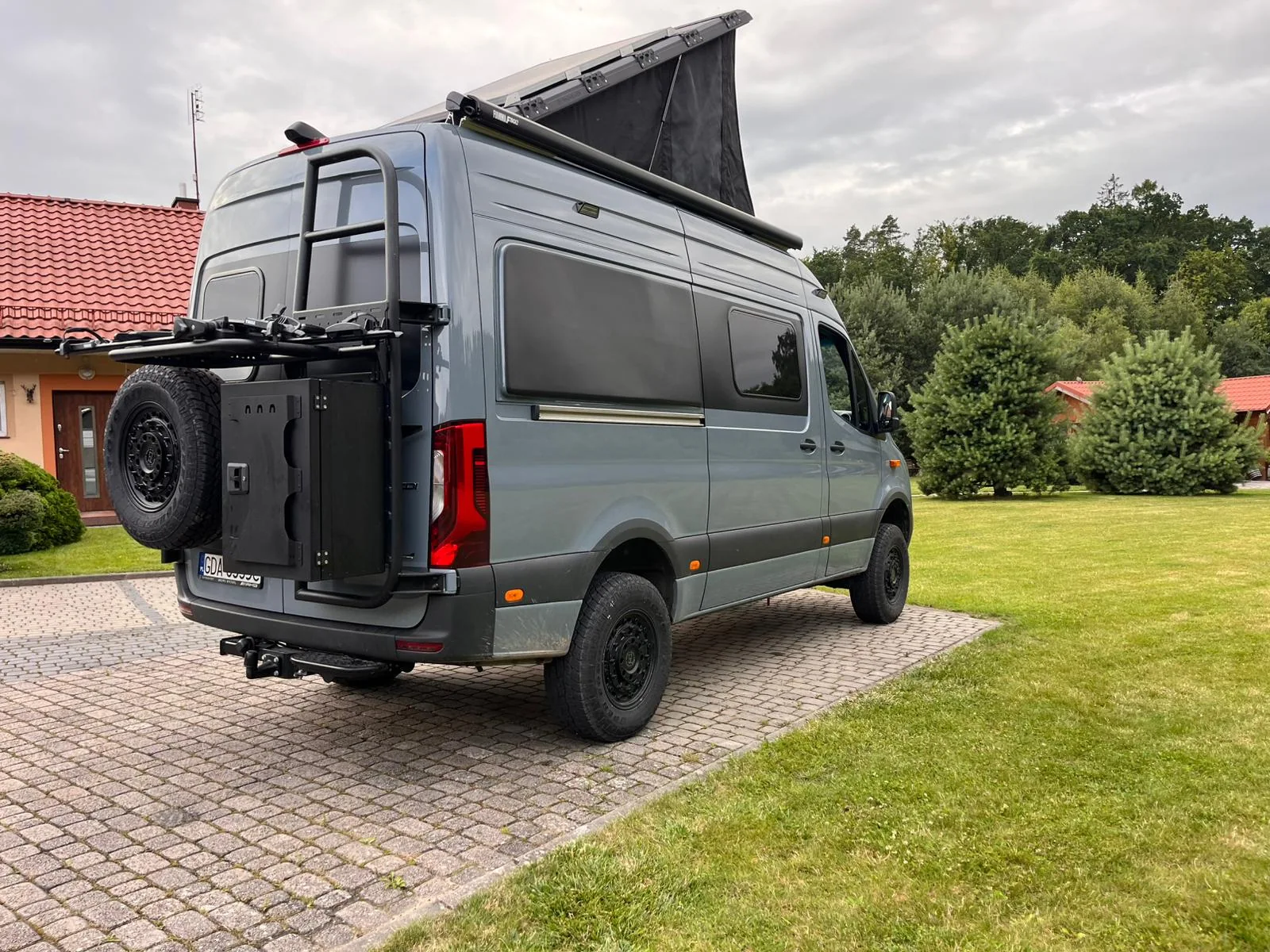 Mercedes Sprinter W907 L2H2 — Ausbau-Foto 6